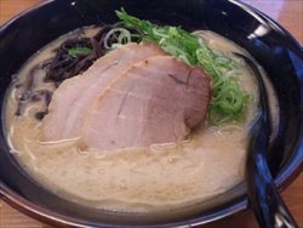 豚真拉麺一休　本店サムネイル