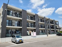 サンフェイス松代　59.90㎡サムネイル