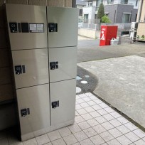 メルヴェーユ松代　宅配ボックス